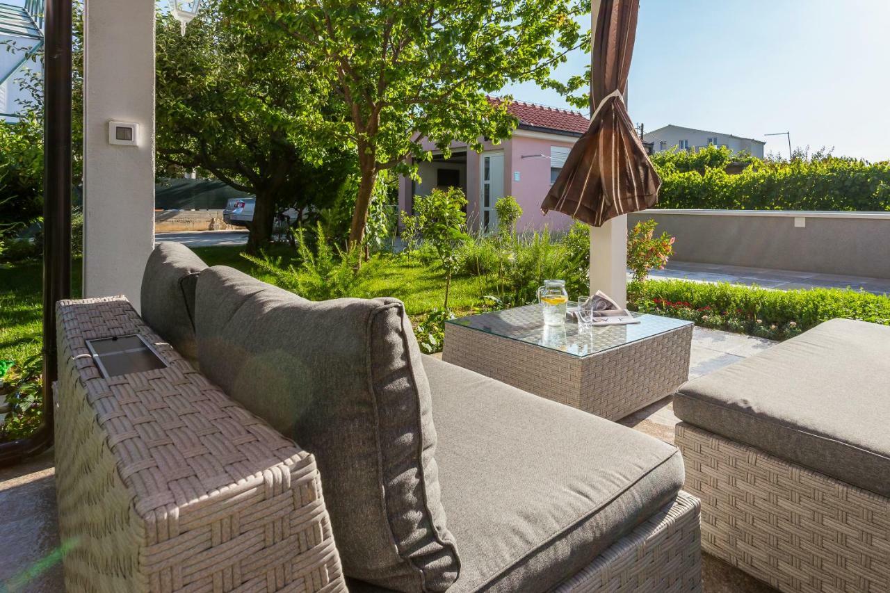 Villa Sweet Home Marija With Heated Pool Split Exterior foto