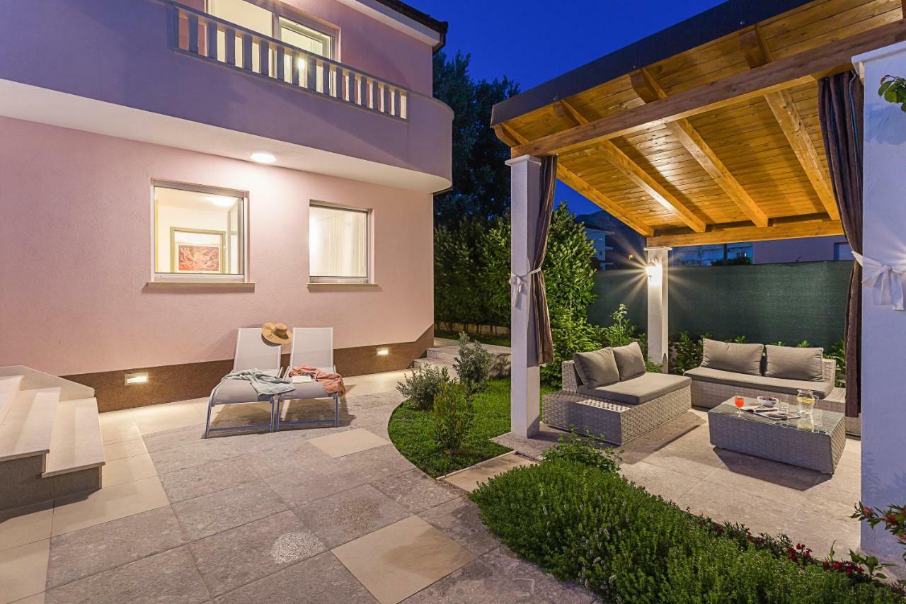 Villa Sweet Home Marija With Heated Pool Split Exterior foto